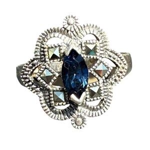 Sterling Silver Ring with Navy Gemstone